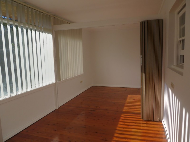 1 Carrisbrook Avenue, Bexley North NSW 2207