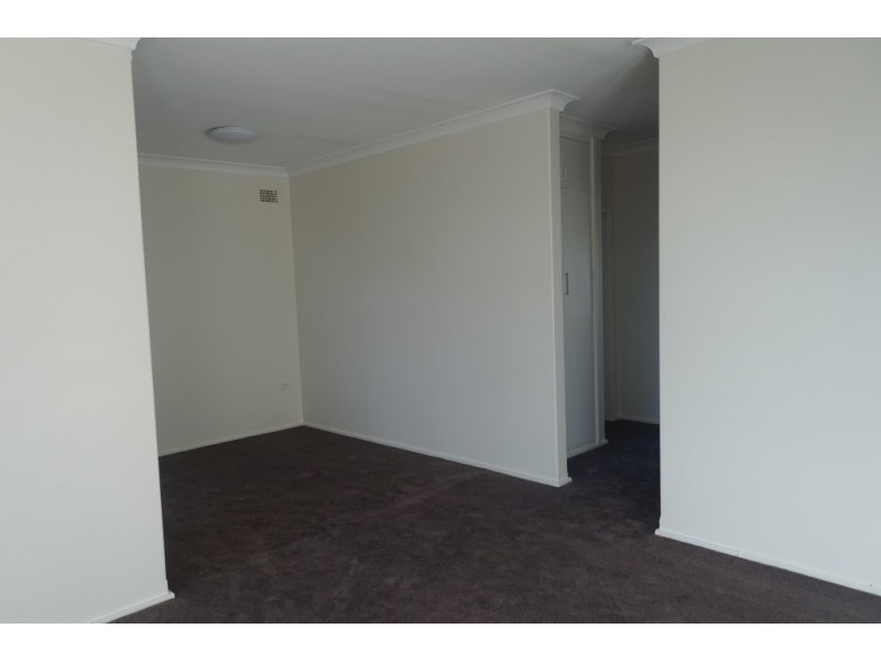 2/4 Clarke Street, Earlwood NSW 2206