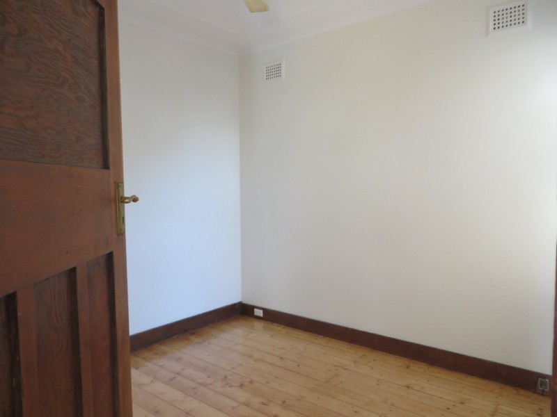 10 Singleton Street, Earlwood NSW 2206