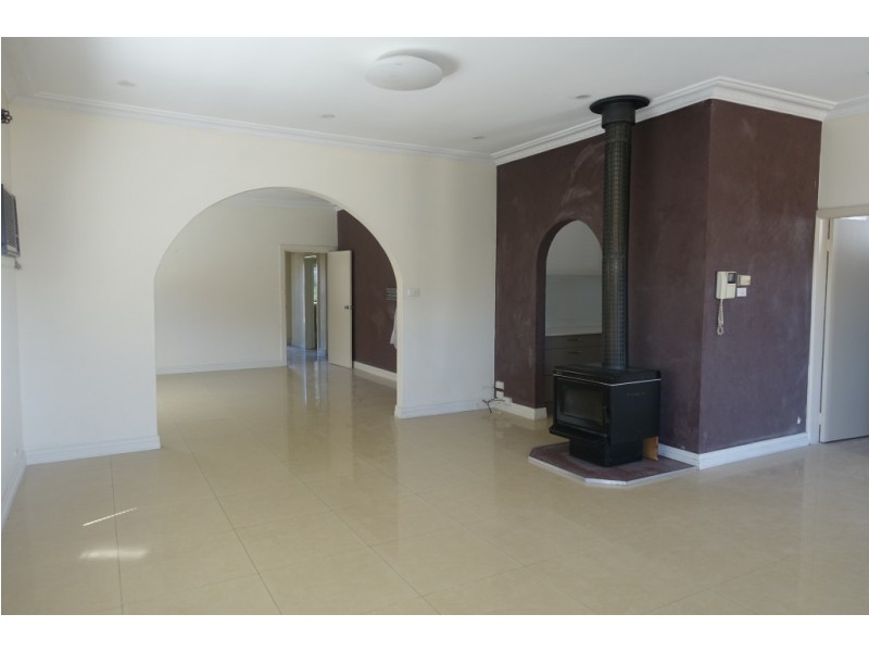 4 Larkhall Avenue, Earlwood NSW 2206