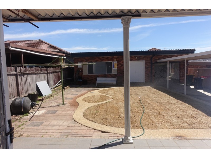 4 Larkhall Avenue, Earlwood NSW 2206