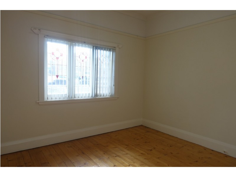 28 Robertson Street, Campsie NSW 2194