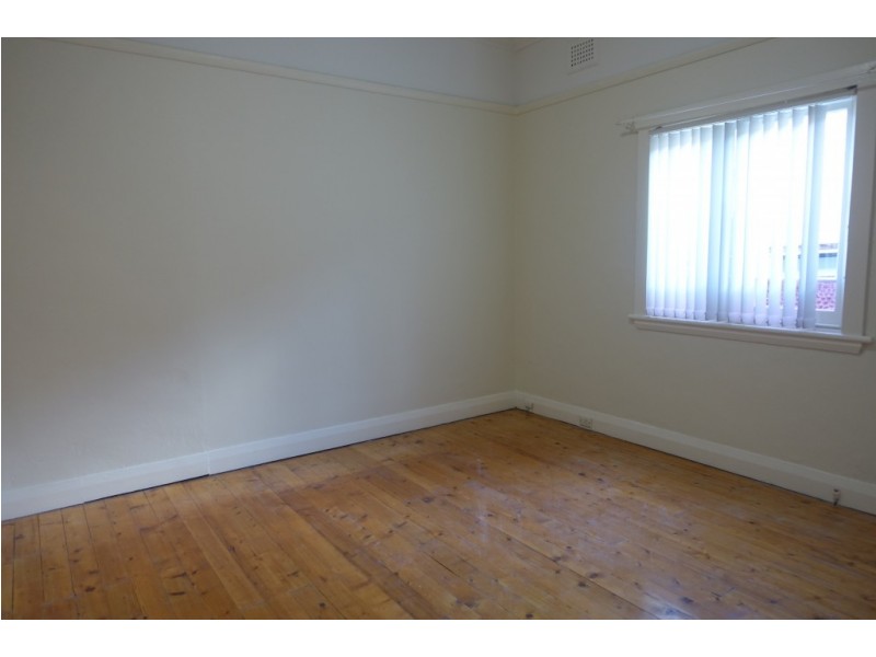 28 Robertson Street, Campsie NSW 2194