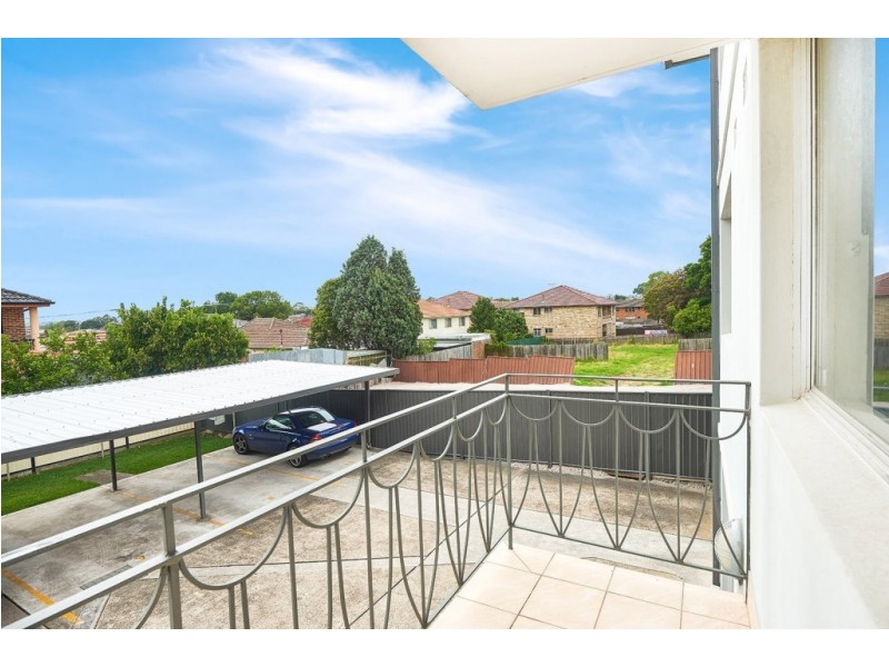 9/16 Northcote Street, Canterbury NSW 2193