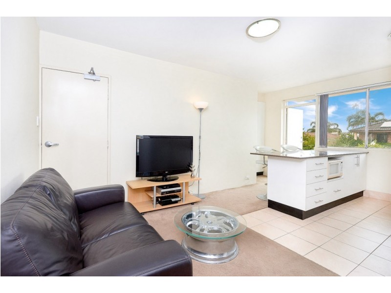 9/16 Northcote Street, Canterbury NSW 2193
