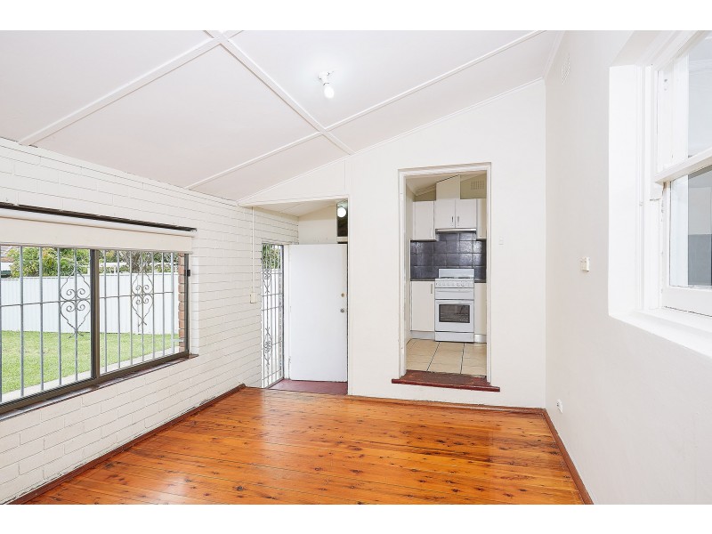69 Gueudecourt Avenue, Earlwood NSW 2206