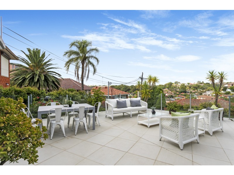 54 Highland Crescent, Earlwood NSW 2206