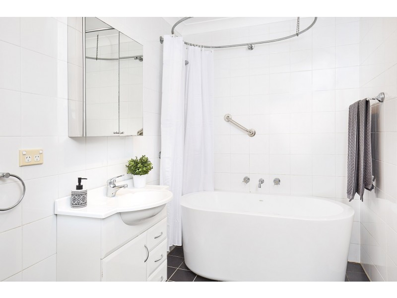 100 River Street, Earlwood NSW 2206