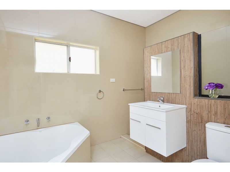 2 Calbina Road, Earlwood NSW 2206
