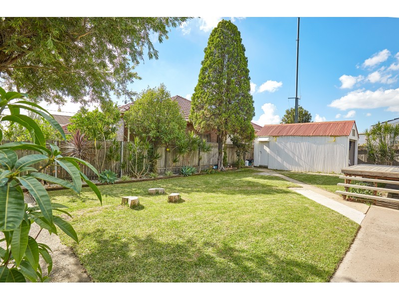 2 Calbina Road, Earlwood NSW 2206