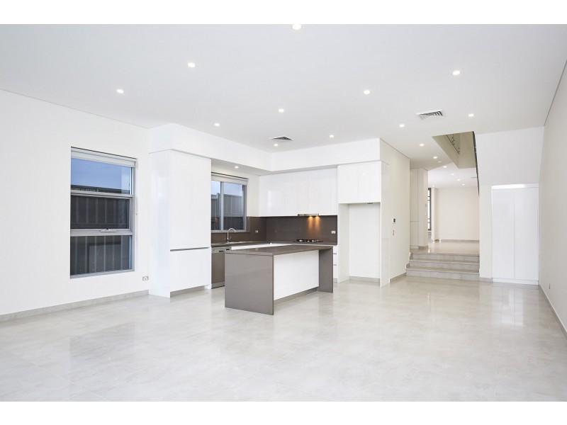 12b Narani Crescent, Earlwood NSW 2206