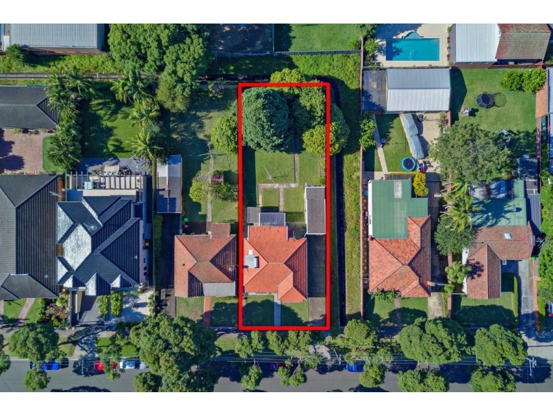 18 Ryrie Road, Earlwood NSW 2206