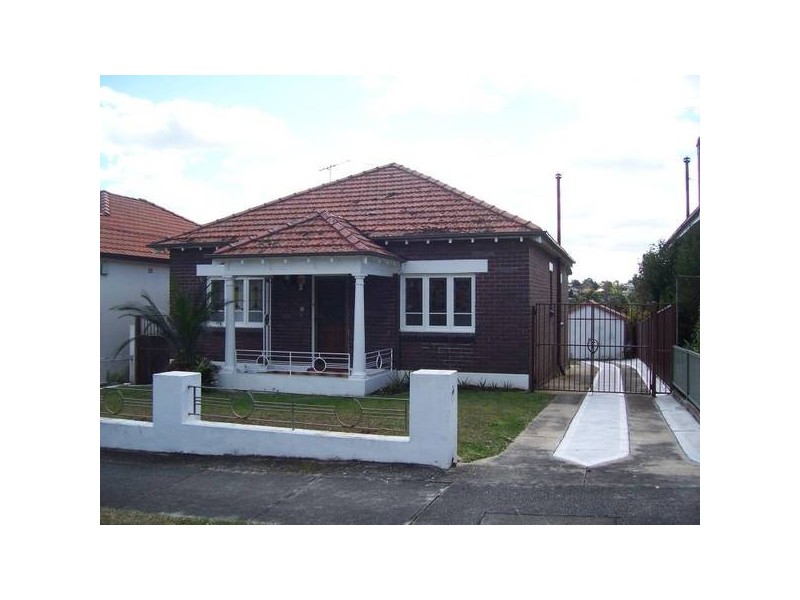 17 Burlington Avenue, Earlwood NSW 2206