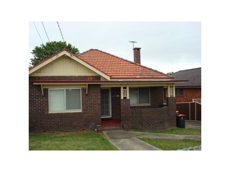 25 Hamel Crescent, Earlwood NSW 2206