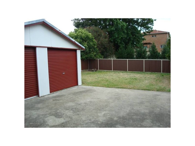 25 Hamel Crescent, Earlwood NSW 2206