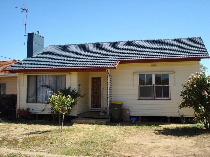 6 Pascoe Avenue, Maryborough VIC 3465