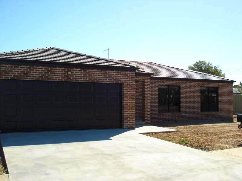 29 Dundas Road, Maryborough VIC 3465