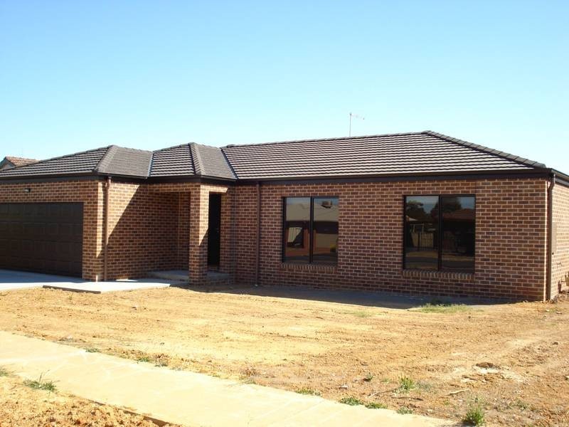 29 Dundas Road, Maryborough VIC 3465