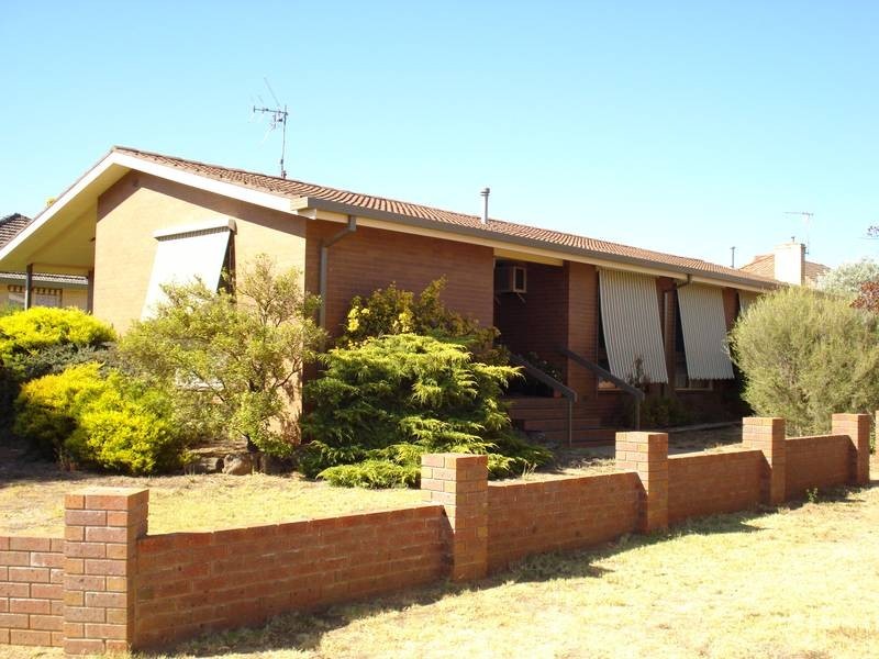 21 Newton Street, Maryborough VIC 3465