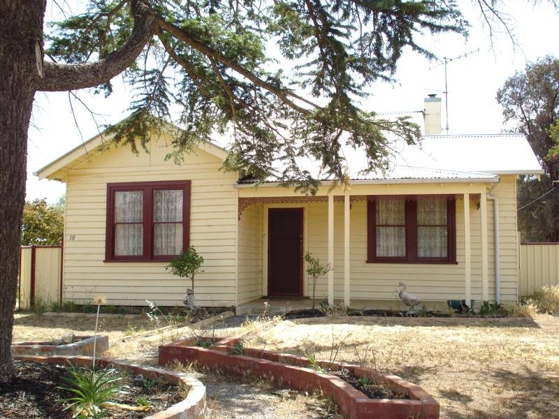 38 Elgin Street, Dunolly VIC 3472