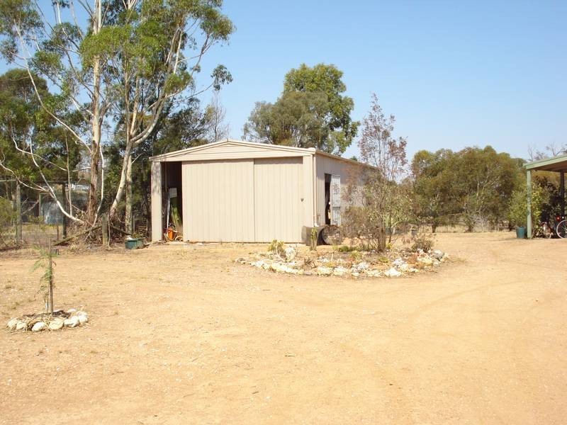 61-63 LAIDMAN STREET, Maryborough VIC 3465