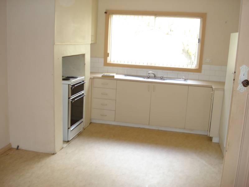 10 Brown Street, Maryborough VIC 3465