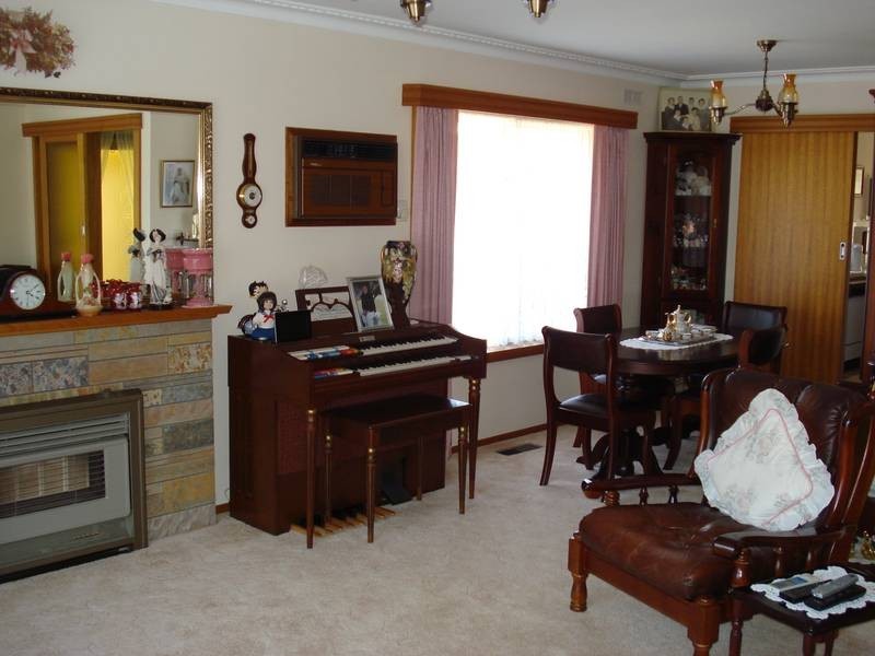 11 BRYANT STREET, Maryborough VIC 3465