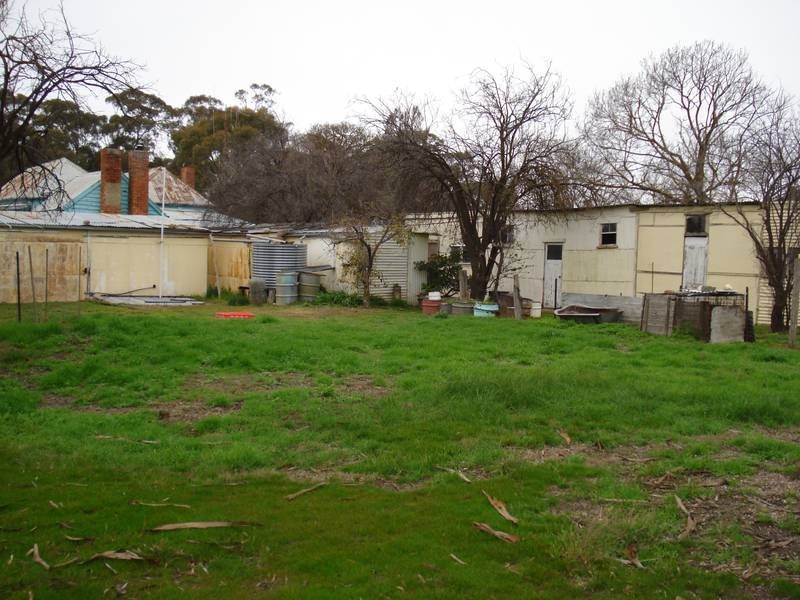 22 HENDERSONS ROAD, Bowenvale VIC 3465