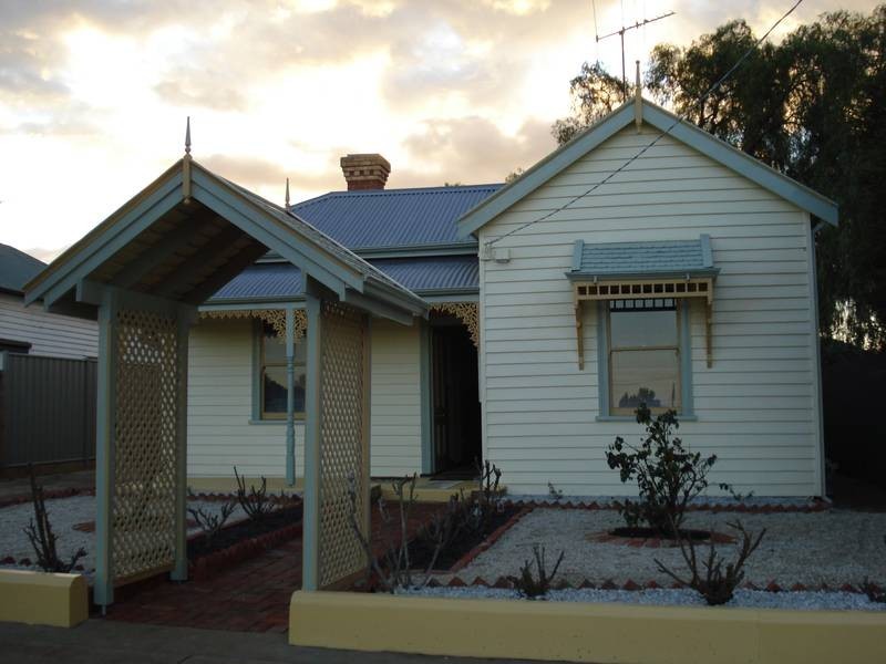 43 Clarendon Street, Maryborough VIC 3465