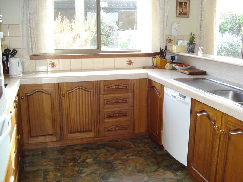 2 BRYANT STREET, Maryborough VIC 3465