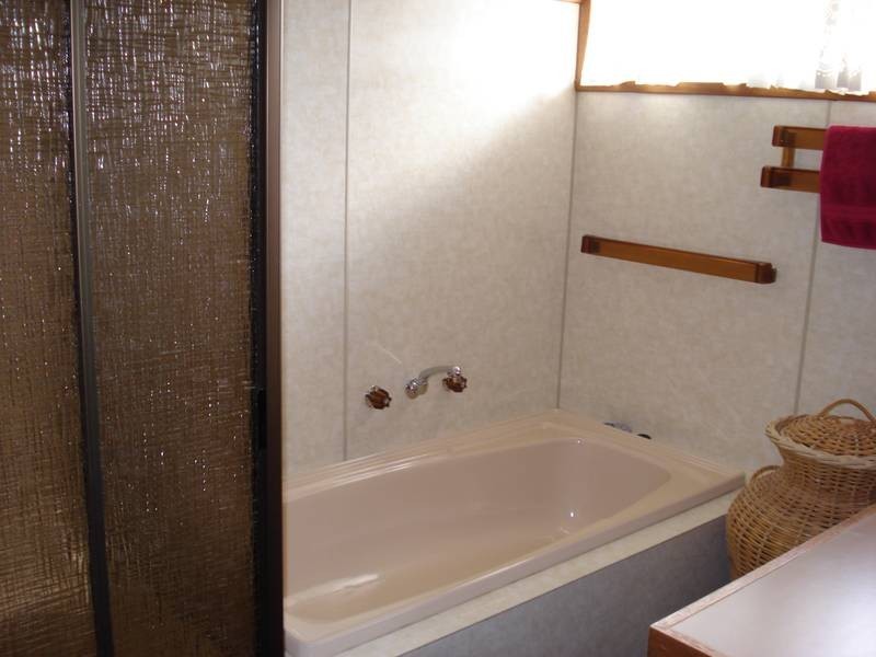 2 BRYANT STREET, Maryborough VIC 3465