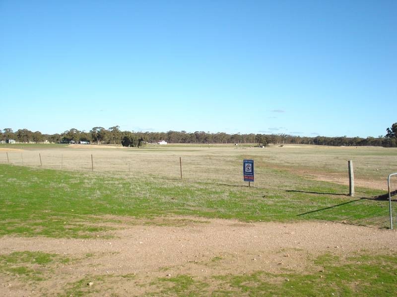 13P & D MAGPIE LANE, Dunolly VIC 3472