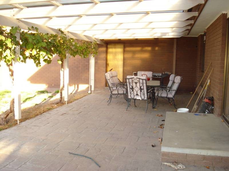 25 POWLETT STREET, Carisbrook VIC 3464