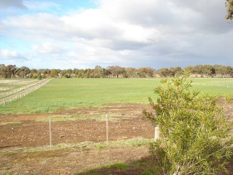 150 LANDRIGAN ROAD, Carisbrook VIC 3464