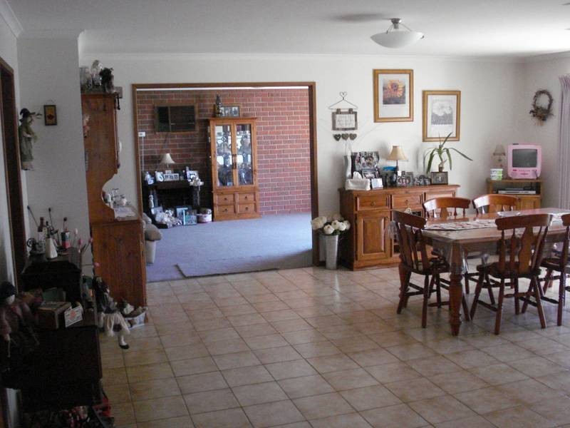 39 POWLETT STREET, Carisbrook VIC 3464