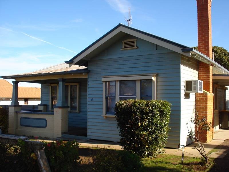 19 Logan Street, Maryborough VIC 3465