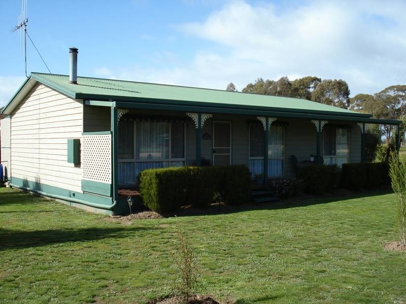 8 WILLIAMSON COURT, Maryborough VIC 3465