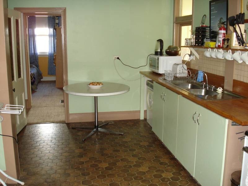 25 RAGLAN STREET, Maryborough VIC 3465