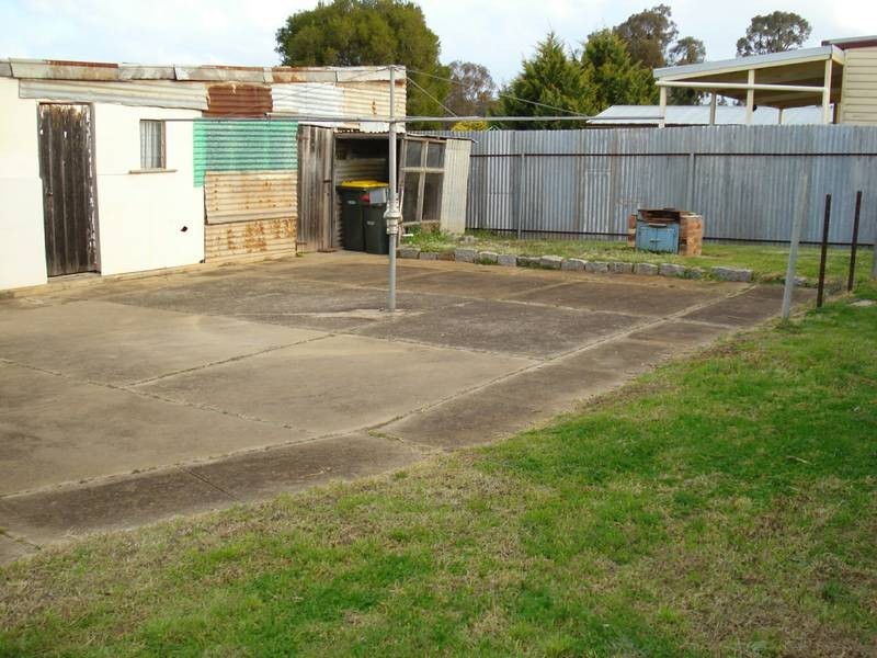 37 PEEL STREET, Maryborough VIC 3465