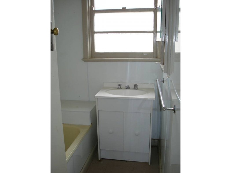 14 PORTER AVENUE, Maryborough VIC 3465