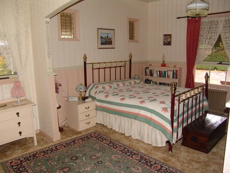 72 DUNDAS ROAD, Maryborough VIC 3465