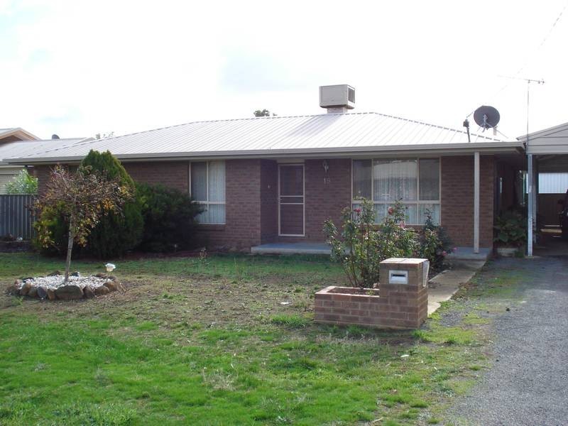 19 ALBERT STREET, Carisbrook VIC 3464