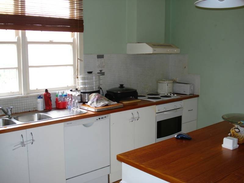 11 LAIDMAN STREET, Maryborough VIC 3465