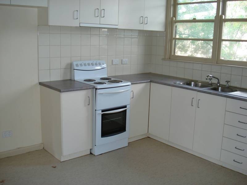 94 GOLDEN WATTLE DRIVE, Maryborough VIC 3465