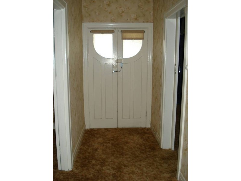 17 THOMPSON STREET, Dunolly VIC 3472