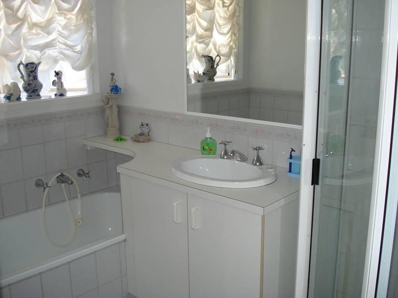 5 BARINGHUP ROAD, Carisbrook VIC 3464