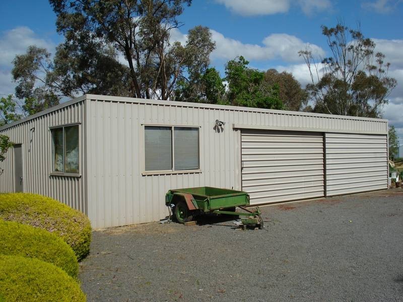 5 BARINGHUP ROAD, Carisbrook VIC 3464