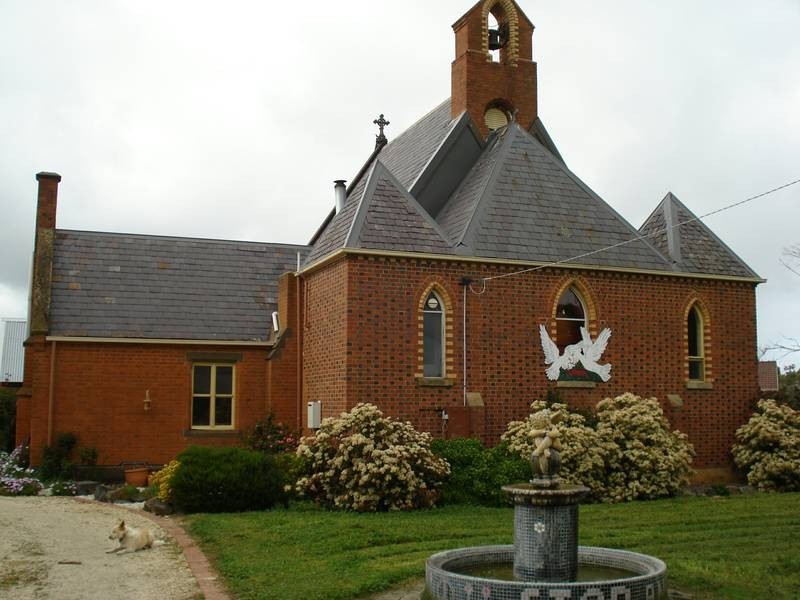 16 McNEIL STREET, Maryborough VIC 3465