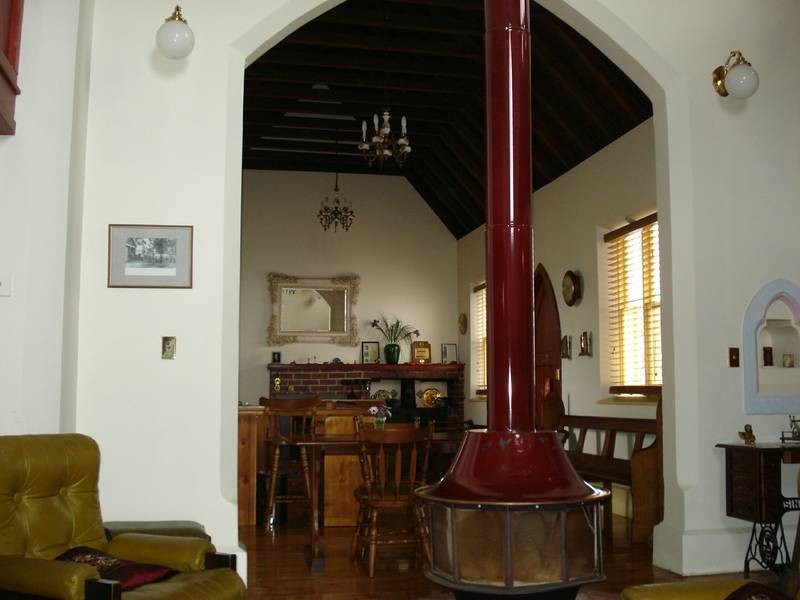 16 McNEIL STREET, Maryborough VIC 3465