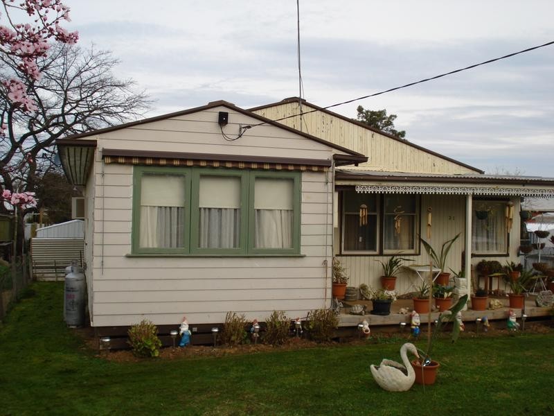 31 BULL STREET, Dunolly VIC 3472